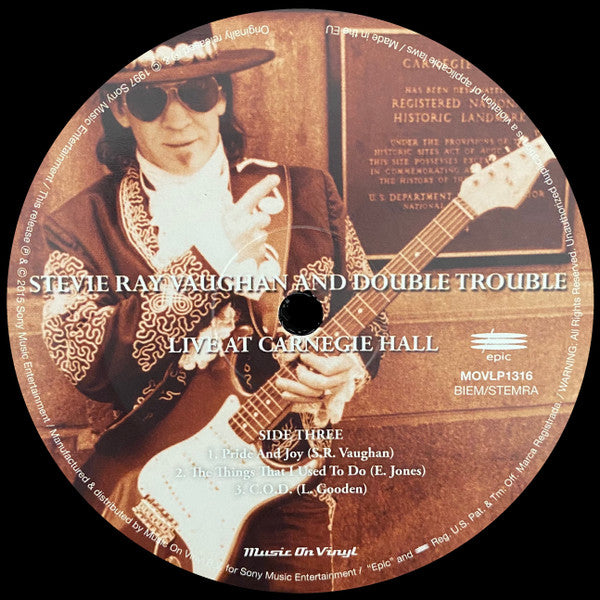 Stevie Ray Vaughan And Double Trouble* : Live At Carnegie Hall (2xLP, Album, RE)