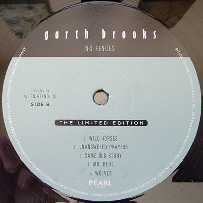 Garth Brooks : No Fences (LP, Album, Ltd, RE)