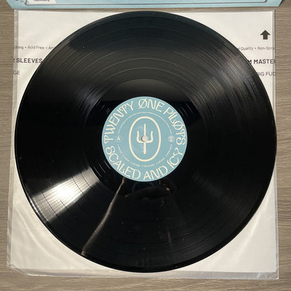 Twenty One Pilots : Scaled And Icy (LP, Album)