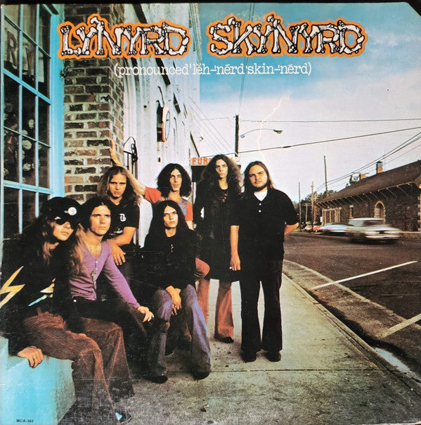 Lynyrd Skynyrd : (Pronounced 'Lĕh-'nérd 'Skin-'nérd) (LP, Album, RE, Glo)