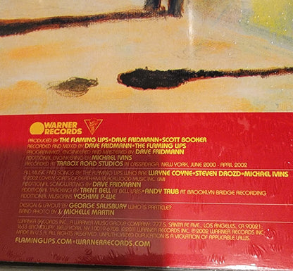 The Flaming Lips : Yoshimi Battles The Pink Robots (LP, Album, RE, RM)