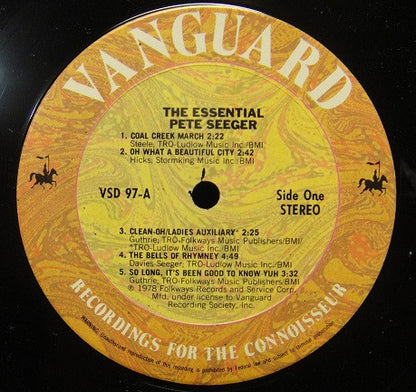 Pete Seeger : The Essential Pete Seeger (2xLP, Comp)