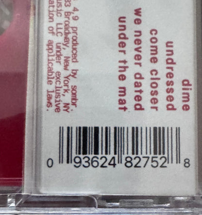 Sombr (2) : I Barely Know Her (Cass, Album, Red)