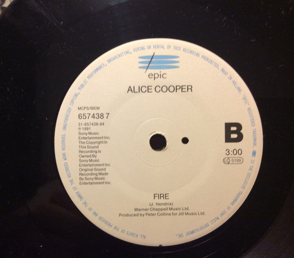 Alice Cooper (2) : Love's A Loaded Gun (7", Single, "Co)