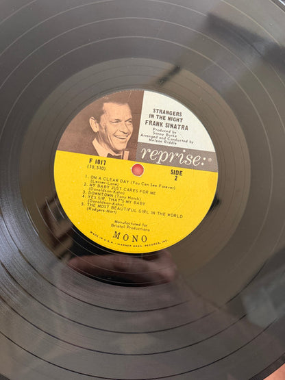 Frank Sinatra : Strangers In The Night (LP, Album, Mono)