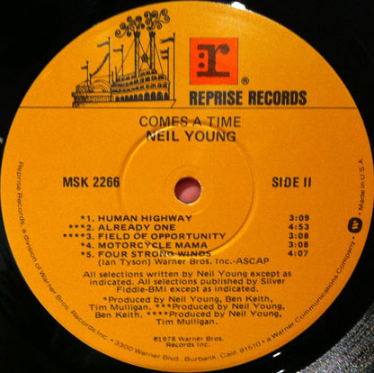 Neil Young : Comes A Time (LP, Album, M/Print, RE, RP, Win)