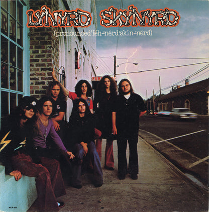 Lynyrd Skynyrd : (Pronounced 'Lĕh-'nérd 'Skin-'nérd) (LP, Album, RE, Glo)