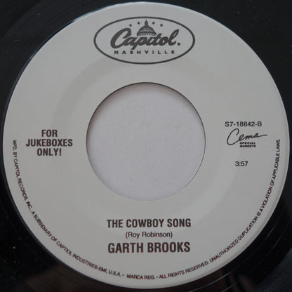 Garth Brooks : She's Every Woman / The Cowboy Song (7", Single)