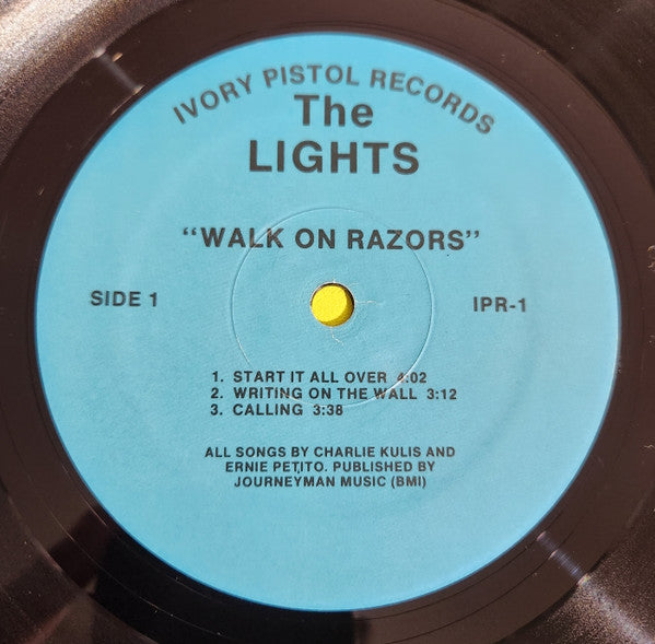 The Lights (13) : Walk On Razors (12", MiniAlbum)