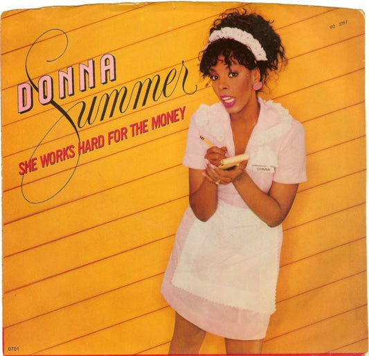 Donna Summer : She Works Hard For The Money (7", Single, Styrene, 19 )
