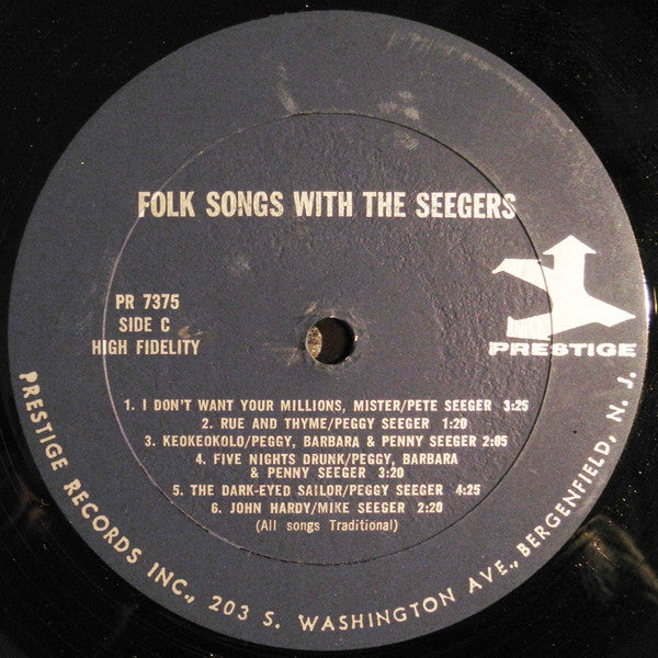 Pete Seeger / Peggy Seeger / Mike Seeger : Folk Songs With The Seegers (2xLP, Album, Comp)