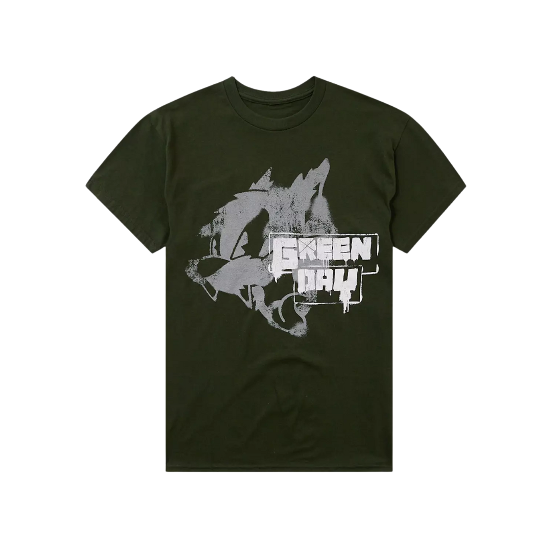 Black t-shirt with 'Green Day' logo and wolf design on a white background